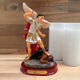 Estatua de San Miguel Arcángel Base Madera 20cm – VII Sacramentos Colombia