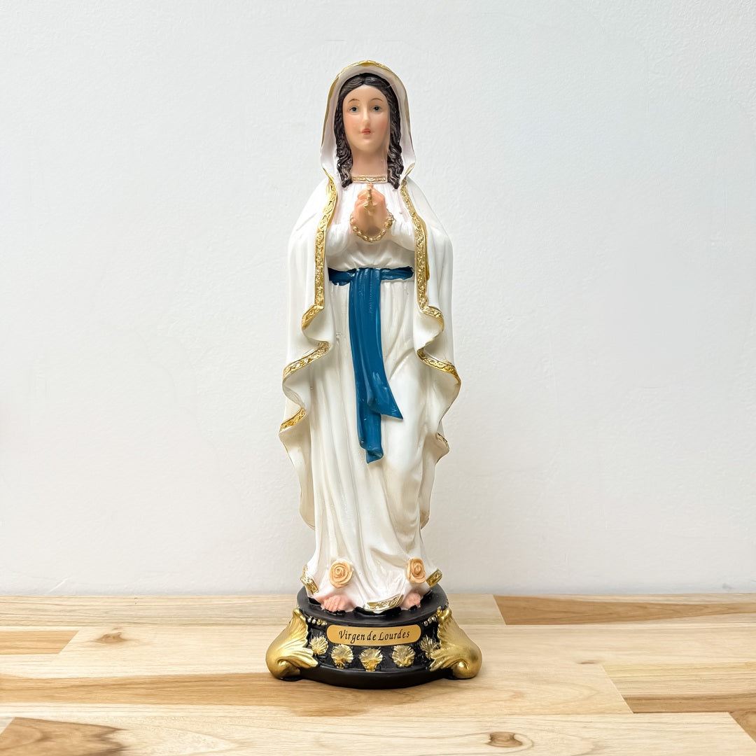 Estatua de la Virgen de Lourdes 40cm – VII Sacramentos Colombia