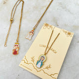 Cadena en Acero Dorado con Virgen Niña – VII Sacramentos Colombia