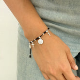 Pulsera de Hilo con 5 Medallas de Plata 925 – San Benito, Cruz y Virgen Milagrosa