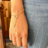 Pulsera Denario con Baño de Oro y Virgen Engastada – VII Sacramentos Colombia