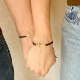 Pulsera Tejida con Cruz de San Benito en Baño de Oro