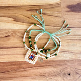 Pulsera Escapulario Verde Menta con Mostacillas y Dijes de Fé - VII Sacramentos Colombia
