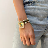 Pulsera Escapulario Verde con Mostacillas y Dijes de Fé – VII Sacramentos Colombia