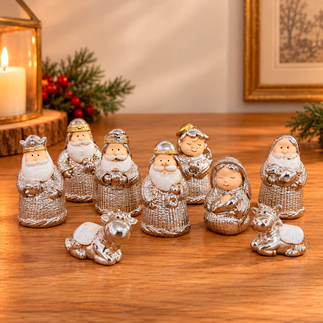 Pesebre mini plateado de 9 piezas con Sagrada Familia Reyes Magos y animales