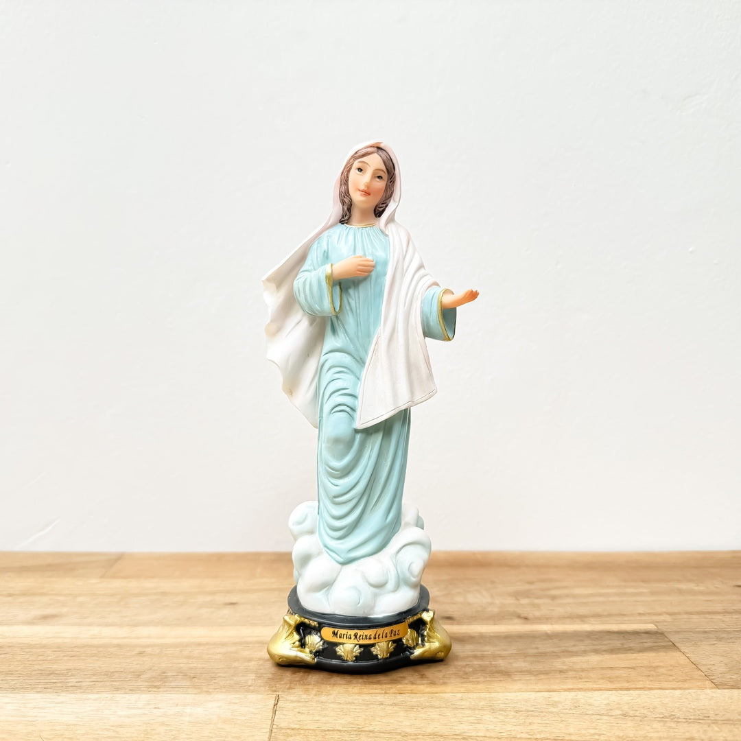 Estatua de la Virgen de Medjugorje 20cm – VII Sacramentos Colombia