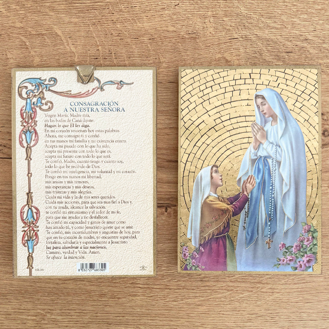 Retablo en Madera para Colgar con Imagen de la Virgen de Lourdes y Oración – VII Sacramentos Colombia