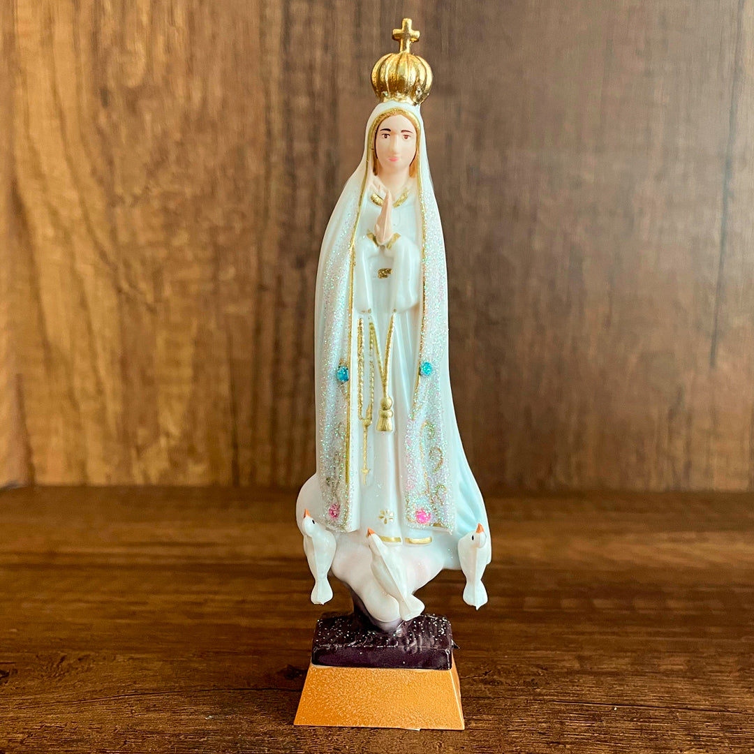 Estatua De La Virgen De Fátima Escarchada De 11CM – VII Sacramentos Colombia