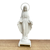 Estatua de la Virgen de la Medalla Milagrosa con Base en Madera - 16 cm (6.3”)