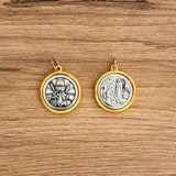 Medalla Italiana de Virgen de Lourdes y Cáliz Bicolor 2.2cm – VII Sacramentos Colombia