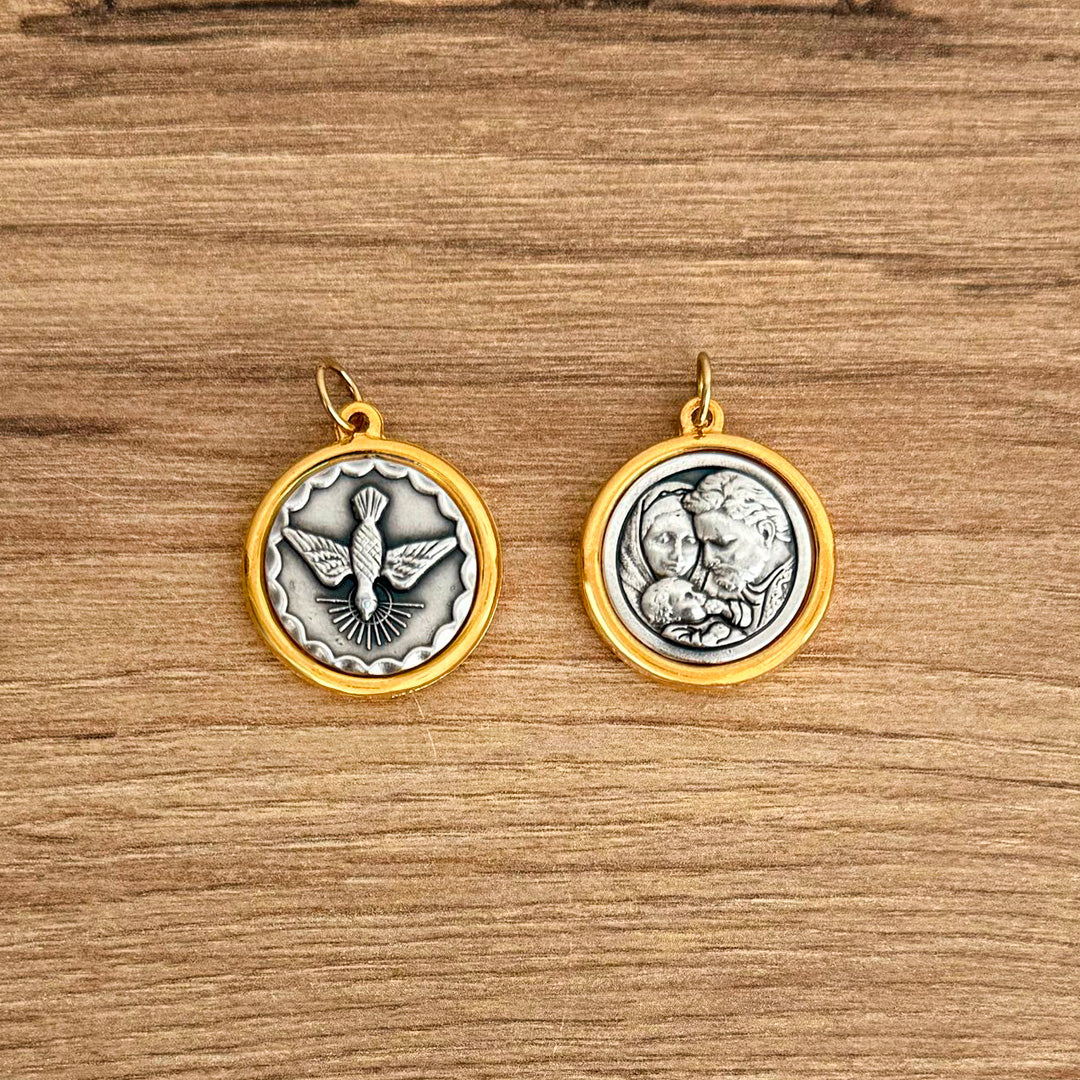 Medalla Italiana de la Sagrada Familia y el Espíritu Santo Bicolor 2.2cm – VII Sacramentos Colombia