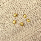 Pasador Grano x 5 Unidades con Baño en Oro: Bola Rosa