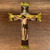 Cruz De Pared Santísima Trinidad