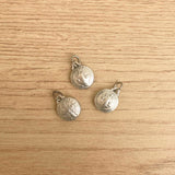 Paquete de 3 Medallas San Benito Bombe 1.3 cm – VII Sacramentos Colombia