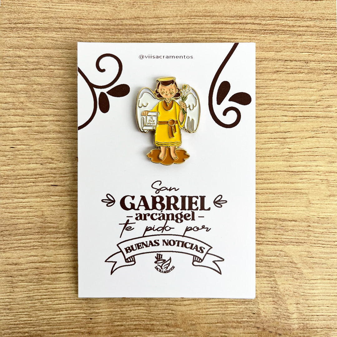 Pines Metálico San Gabriel Arcángel Resinado – VII Sacramentos Colombia