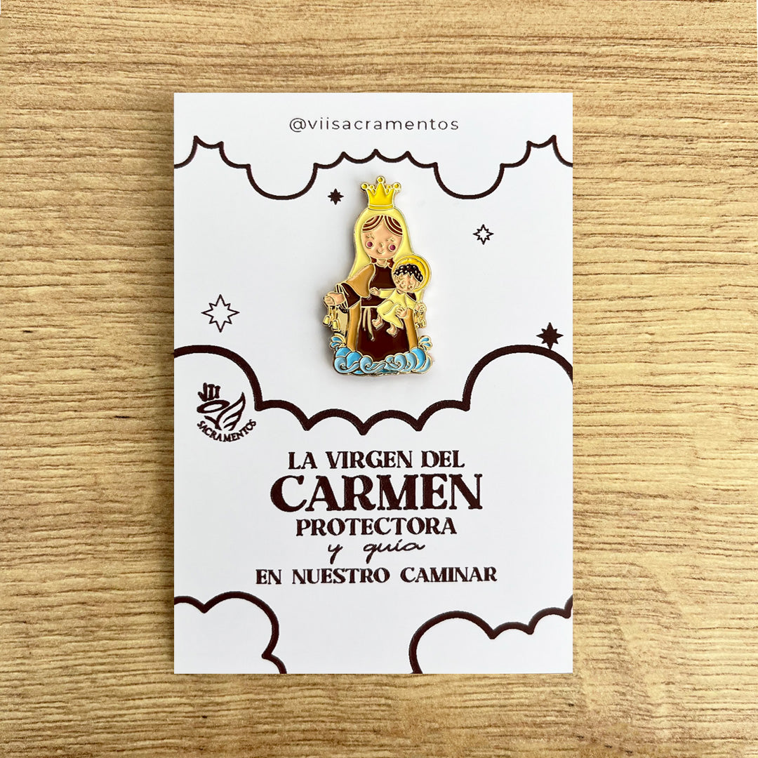 Pines Metálico Virgen del Carmen Resinada – VII Sacramentos Colombia