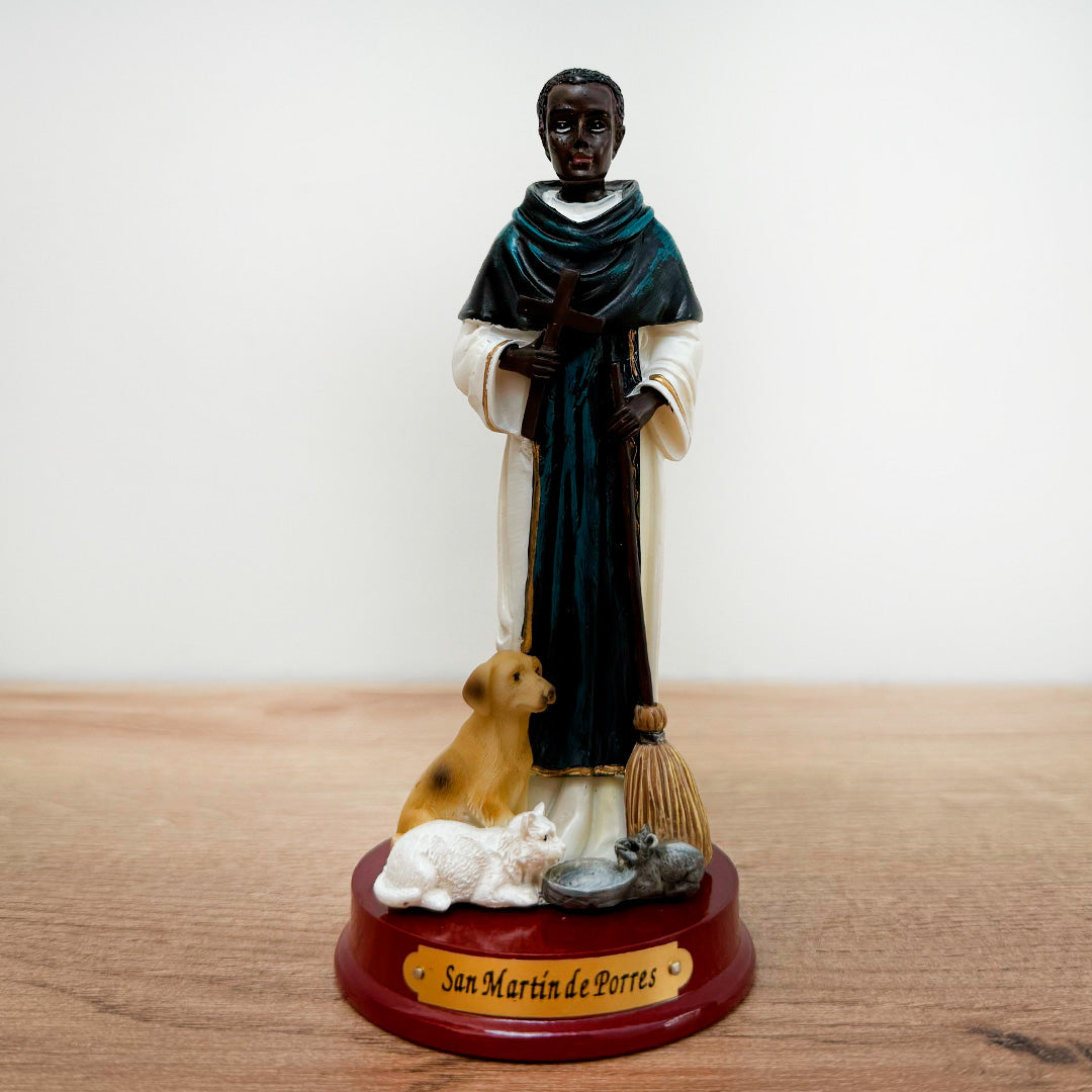 Estatua de San Martín de Porres – 13 cm