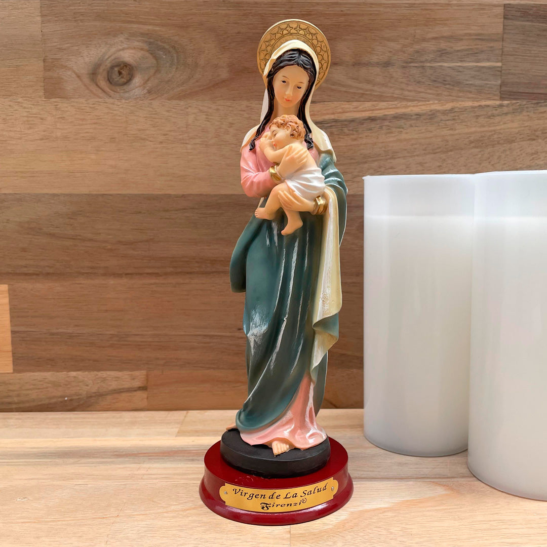 Estatua de la Virgen de la Salud Base Madera 20cm