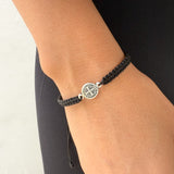 Pulsera Tejida con Medalla de San Benito Pequeña