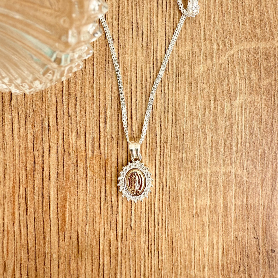 Cadena Plata Virgen de Guadalupe Engastada