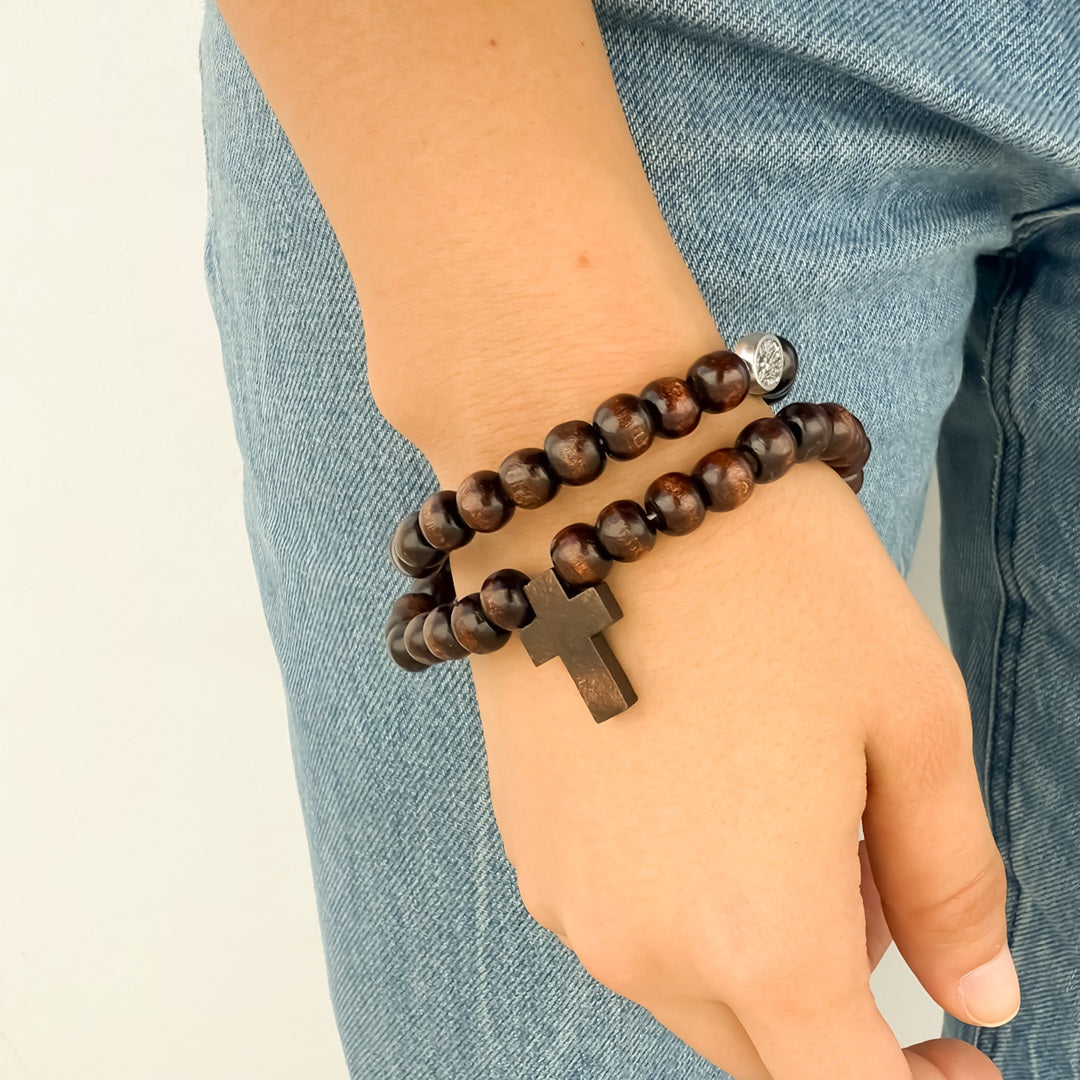 Pulsera de Rosario en Madera Oscura con Elástico
