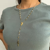 Rosario en Perla Blanca y Balin de acero con Cadena en Acero Dorado – VII Sacramentos Colombia