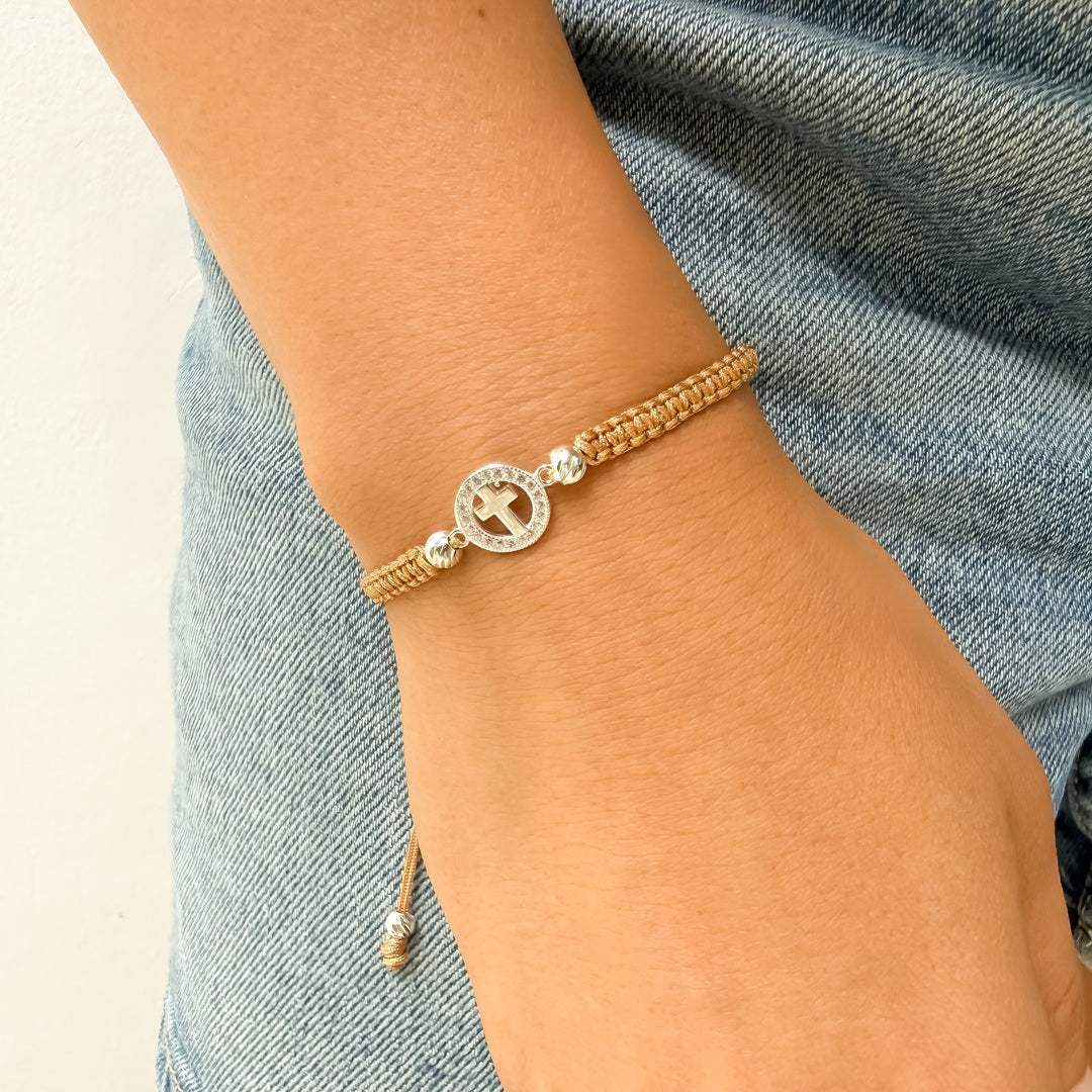 Pulsera Tejida con Cruz Circular en Plata 925 Engastada – VII Sacramentos Colombia