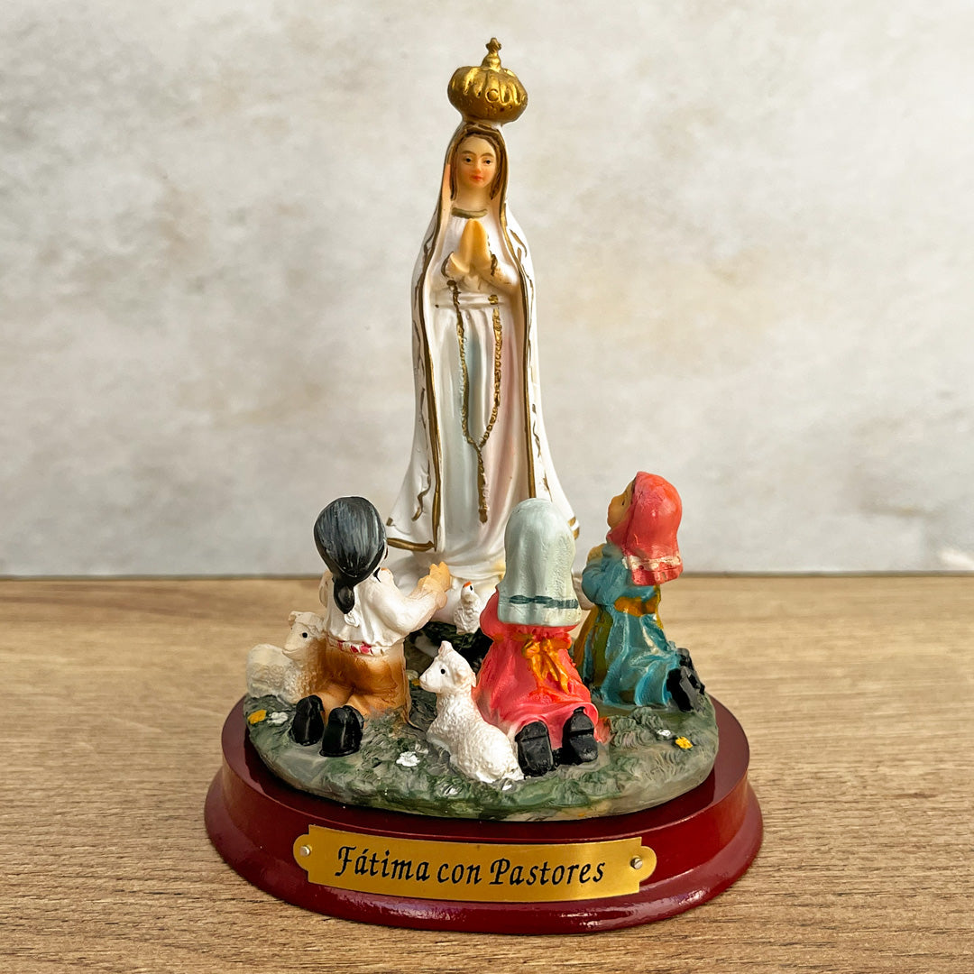Estatua de la Virgen de Fatima con Pastores 11m