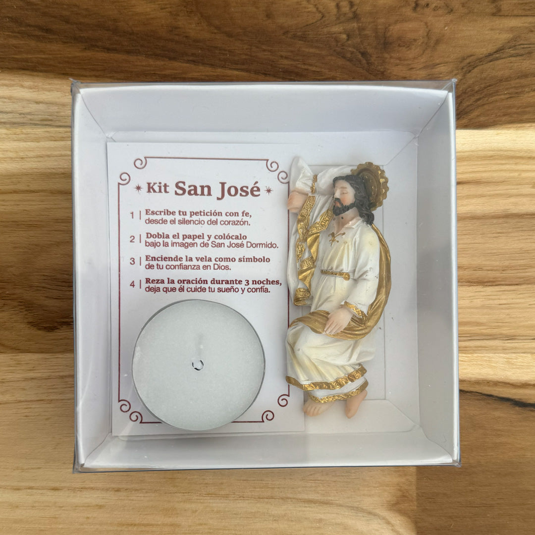 Kit devocional de San José Dormido en caja blanca con tapa transparente para regalo VII Sacramentos