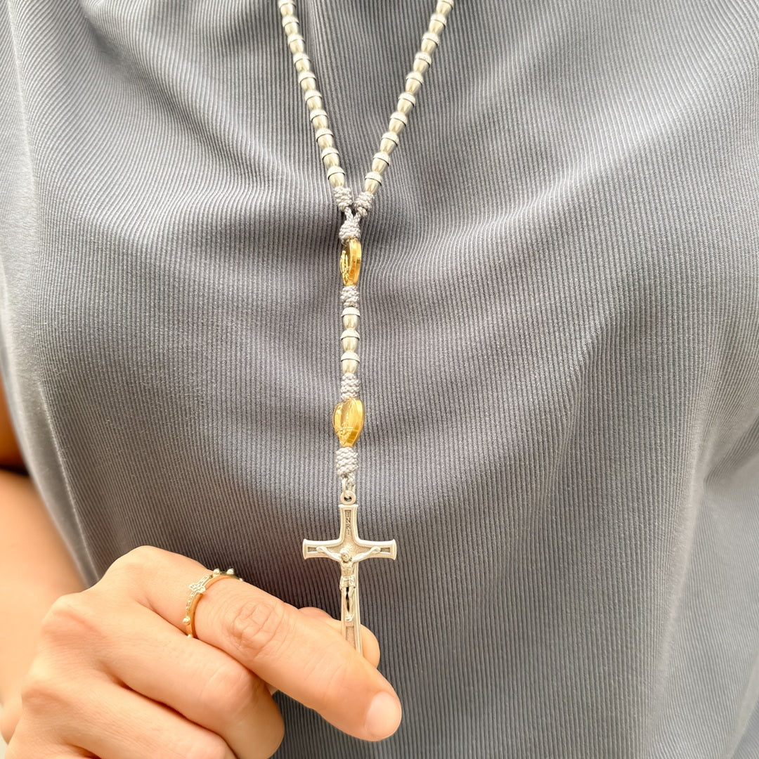 Rosario de Grano de Nuez en Hilo – VII Sacramentos Colombia