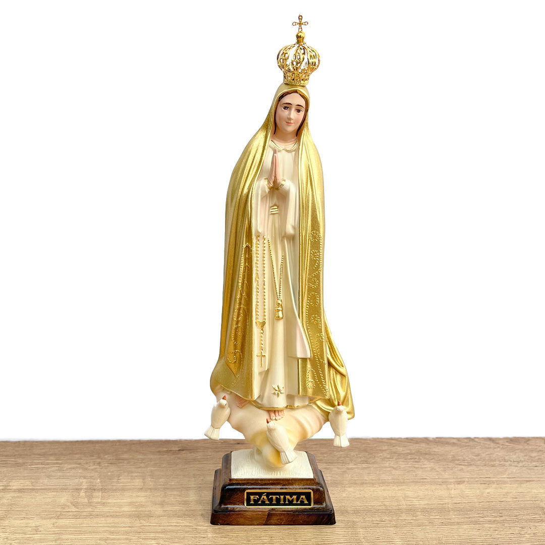 Estatua de la Virgen de Fátima con Manto Dorado - 28 cm (11”)