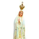 Estatua de la Virgen de Fátima con Manto en Tono Blanco y Detalles Escarchados - 28 cm (11")