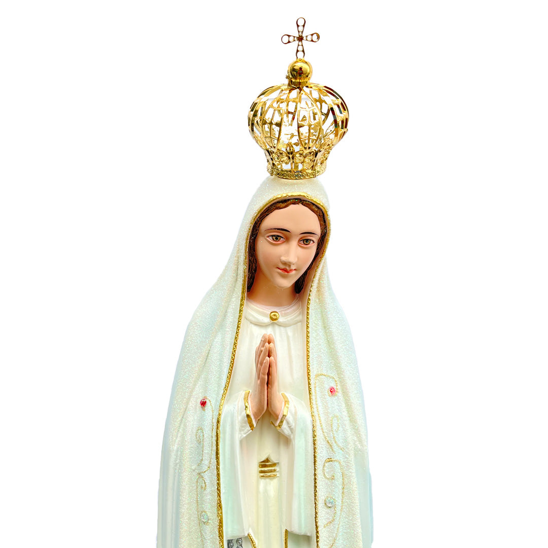 Estatua de la Virgen de Fátima con Manto en Tono Blanco y Detalles Escarchados Ojos Pintados - 60 cm (23.6”)