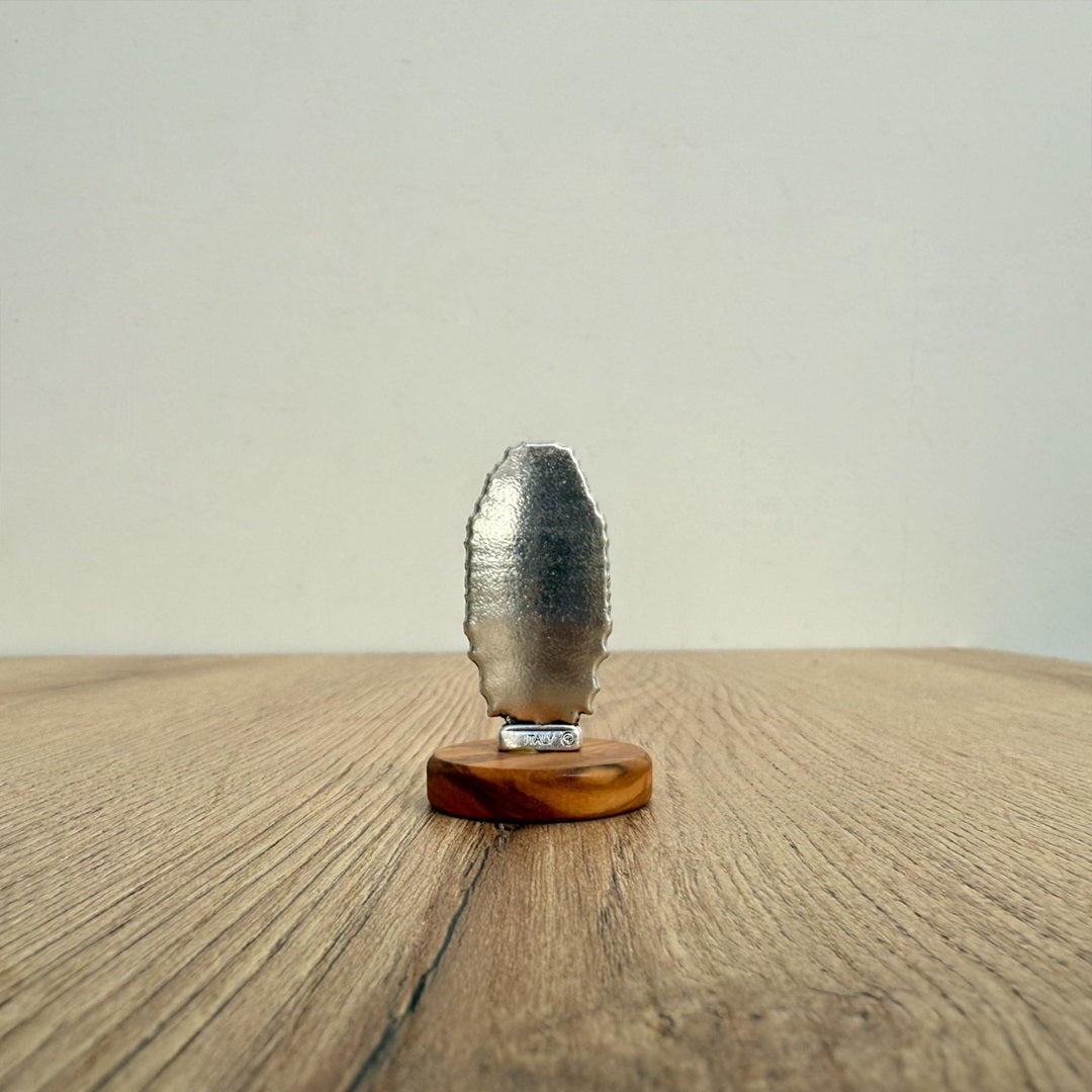 Virgen de Guadalupe sobre Base de Madera de Olivo