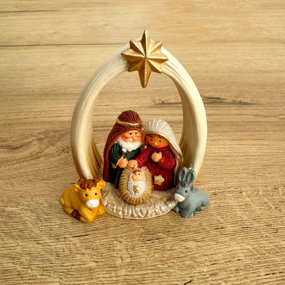 Nacimiento con Arco 8.5 cm – Escena del Pesebre en Colores Vivos