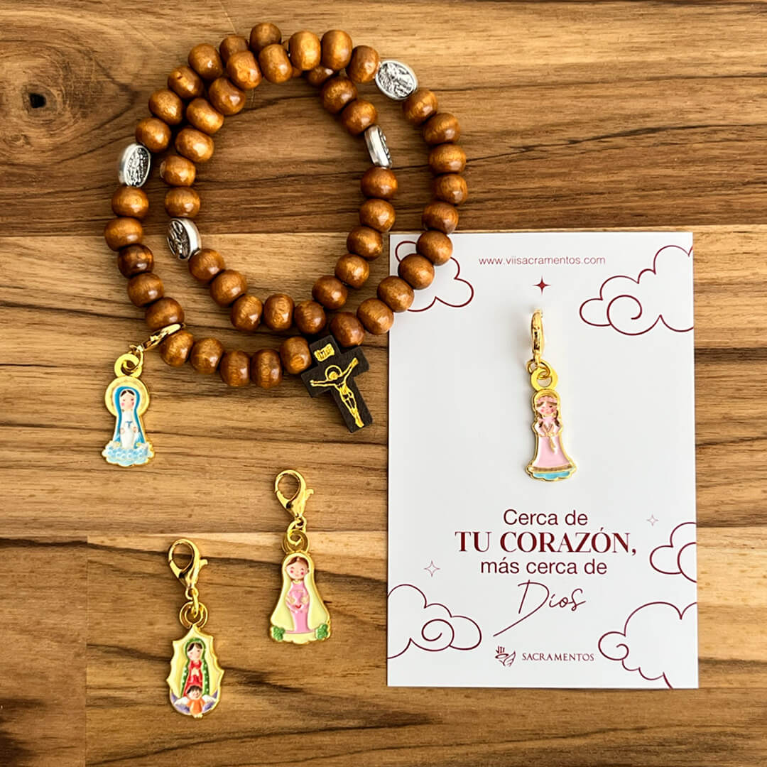 Dije Charm Virgen de la Dulce Espera - Personaliza tu Fe