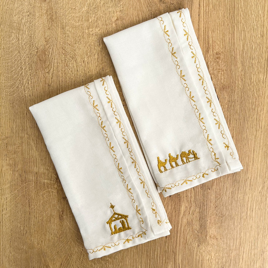 Set x 2 Servilletas en Tela – Nacimiento Bordado