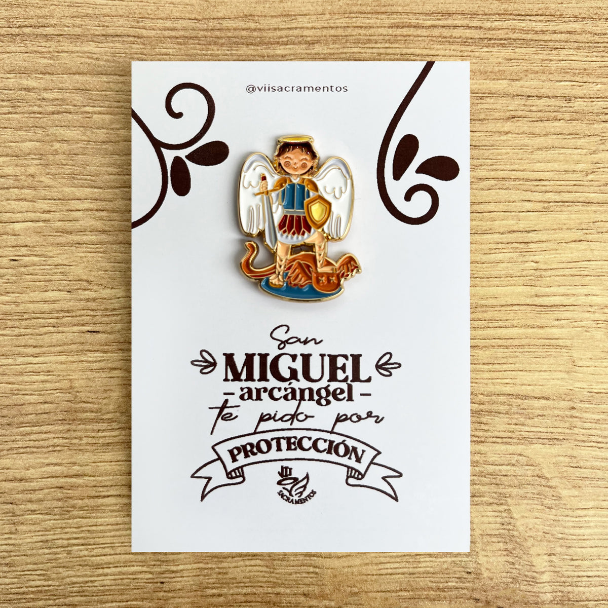 Pines Metálico San Miguel Arcángel Resinado