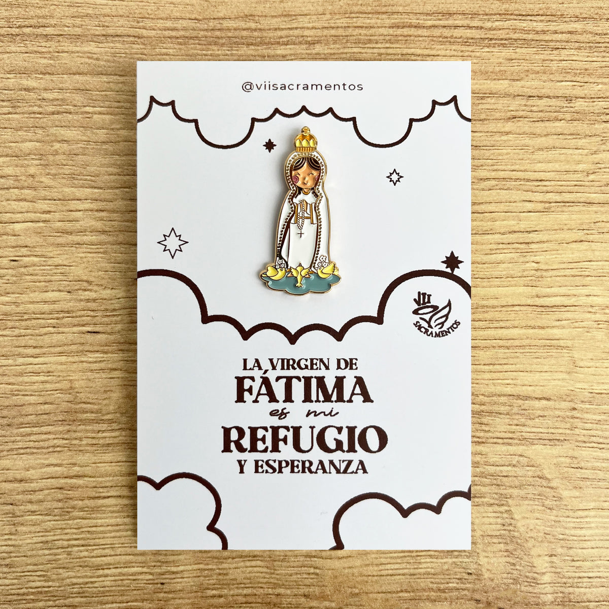 Pines Metálico Virgen de Fatima Resinada